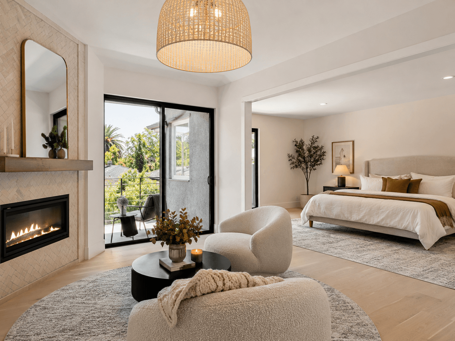 Old Town Charm Apartment